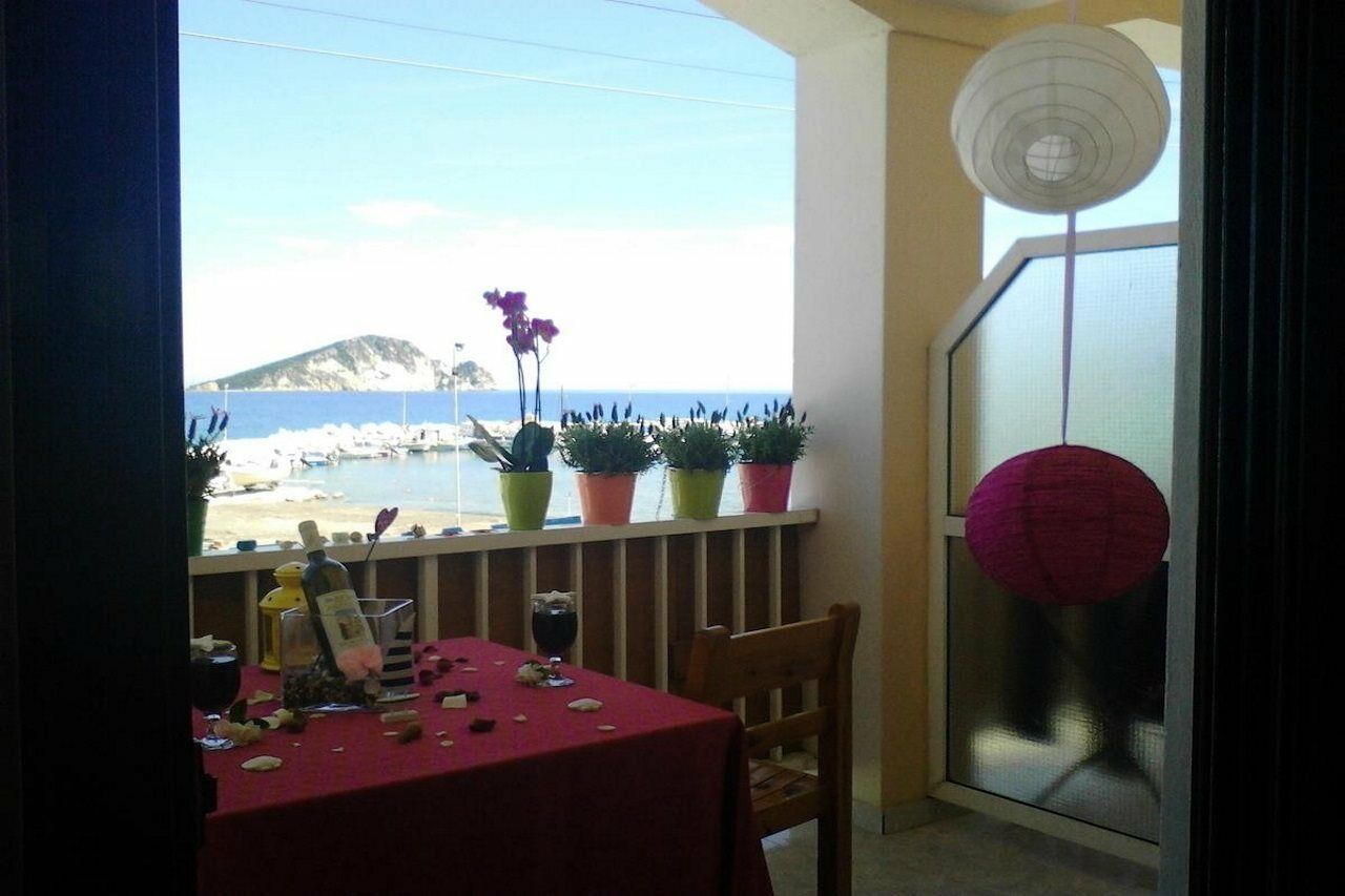 Apartamento Ocean Breeze Keri Exterior foto